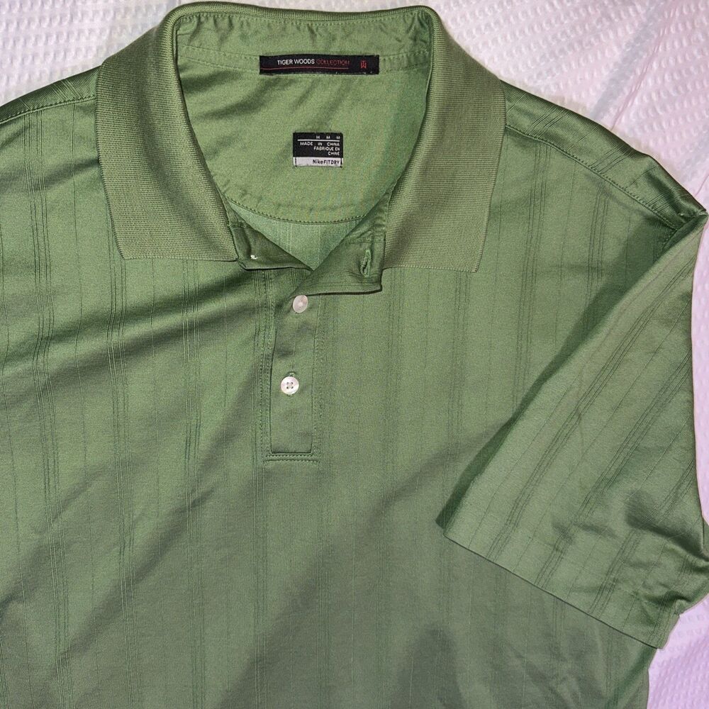 Tiger Woods Nike Men’s Striped Short Sleeve Polo Shirt Sz medium